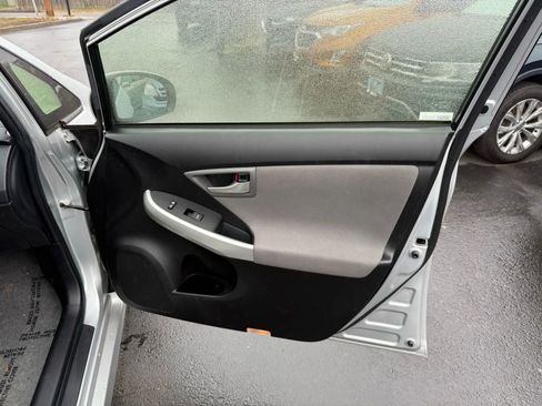 Used 2013 Toyota Prius Three image 14