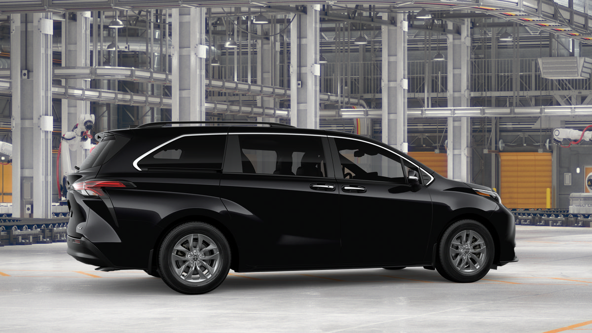 New 2026 Toyota Sienna XLE FWD image 11