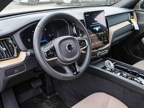 New 2027 Volvo XC60 B5 Plus AWD/4WD image 26