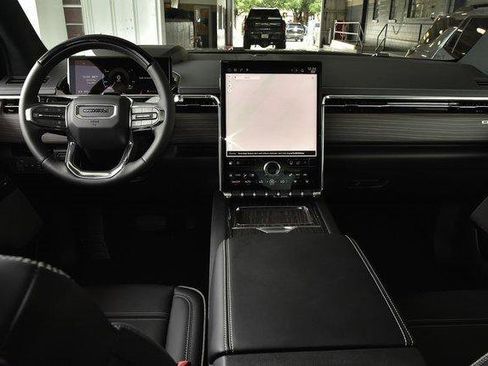 New 2025 GMC Sierra EV Denali image 32