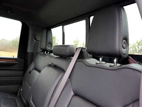 Used 2024 GMC Sierra 2500 Denali w/ Denali Reserve Package image 27