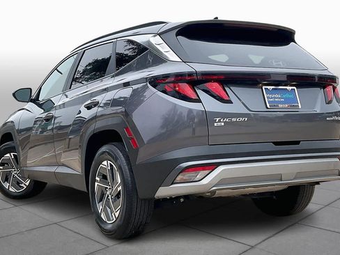 Certified 2025 Hyundai Tucson Blue image 9