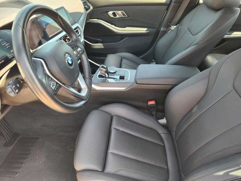 Used 2021 BMW 330i xDrive Sedan w/ Executive Package AWD/4WD image 13
