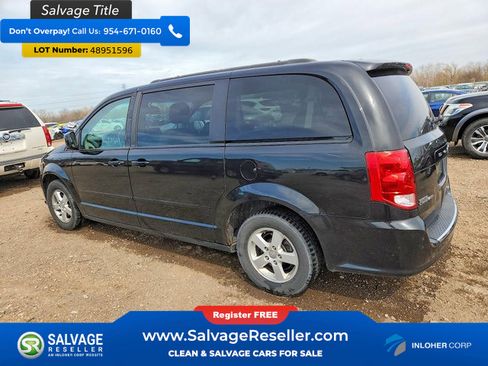 Used 2012 Dodge Grand Caravan SXT w/ Entertainment Group 1 image 3
