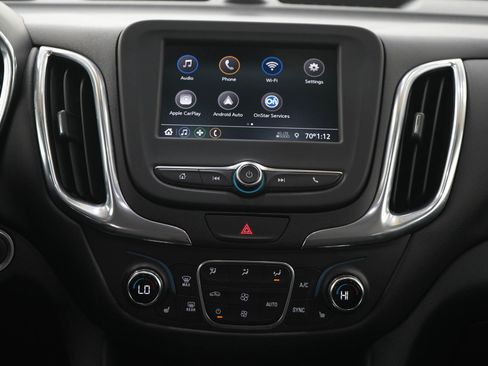 Used 2020 Chevrolet Equinox LT w/ Midnight Edition AWD/4WD image 18