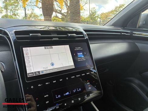 Used 2024 Hyundai Santa Cruz Limited image 17