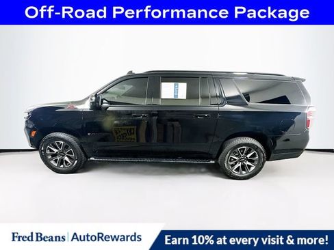 Certified 2024 Chevrolet Suburban Z71 w/ Z71 Off-Road Package AWD/4WD image 5