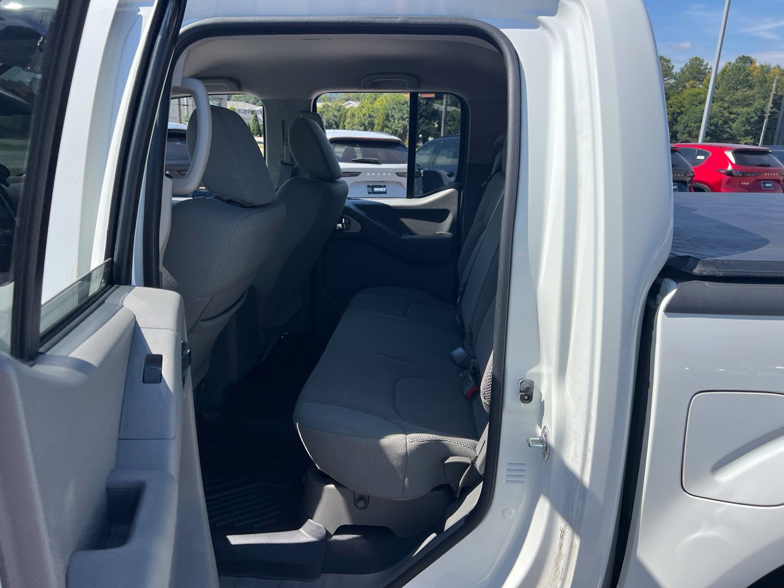 Used 2020 Nissan Frontier SV RWD image 22