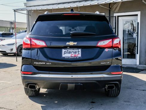 Used 2018 Chevrolet Equinox LT image 11
