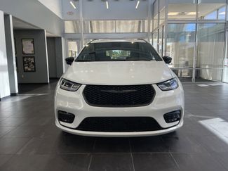 New 2026 Chrysler Pacifica Limited w/ S Appearance Package video 3