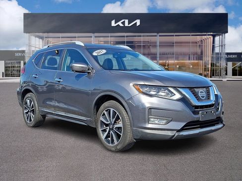 Used 2017 Nissan Rogue SL w/ SL Premium Package AWD/4WD image 1