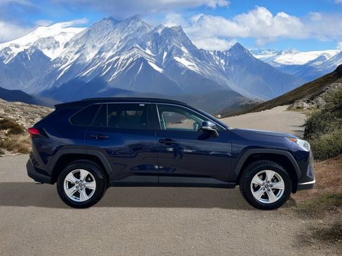 Certified 2021 Toyota RAV4 XLE image 6