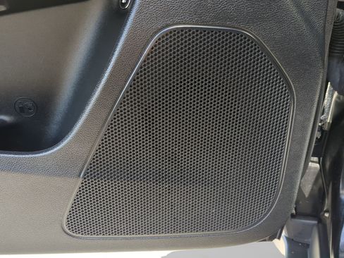 Used 2016 Jeep Cherokee Trailhawk w/ Comfort/Convenience Group image 49