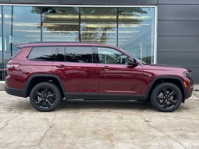 New 2025 Jeep Grand Cherokee L Limited w/ Black Appearance Package