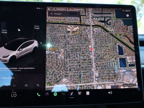 Used 2022 Tesla Model 3 Performance AWD/4WD image 48