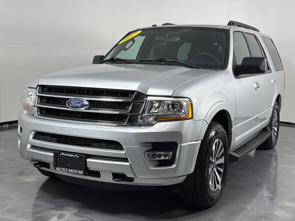 Used 2017 Ford Expedition XLT w/ Equipment Group 202A AWD/4WD image 9