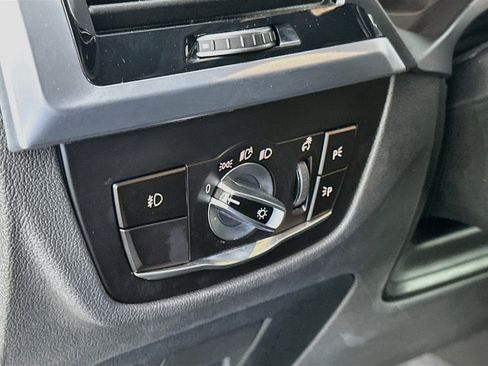 Used 2019 BMW X3 sDrive30i w/ Convenience Package RWD image 16
