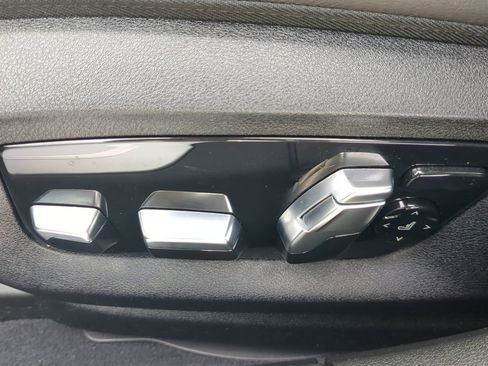 Used 2020 BMW 750i xDrive 750i xDrive w/ Executive Package image 29