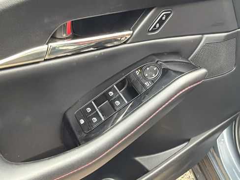 Used 2022 MAZDA CX-30 AWD 2.5 S w/ Preferred Package image 15