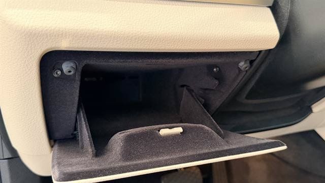 Used 2012 BMW 750i RWD image 47