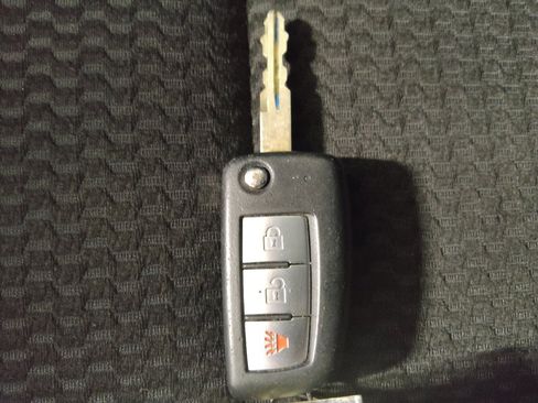 Used 2020 Nissan Rogue Sport S w/ Appearance Package FWD image 32