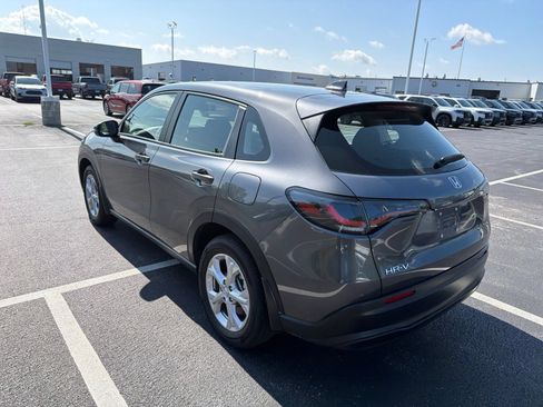 Used 2024 Honda HR-V LX image 4