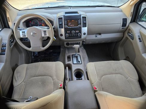 Used 2017 Nissan Frontier SV w/ SV Value Truck Package image 21