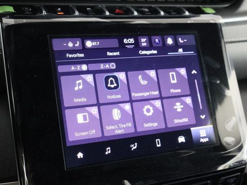 New 2025 Jeep Grand Cherokee Laredo w/ Luxury Tech Group I image 39