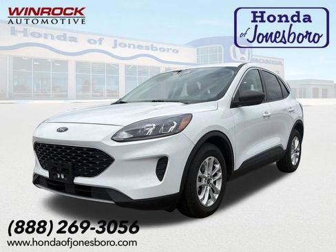 Used 2022 Ford Escape SE FWD image 1