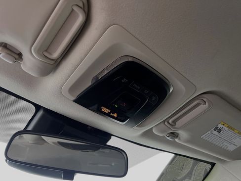 Used 2024 Toyota Corolla LE image 21