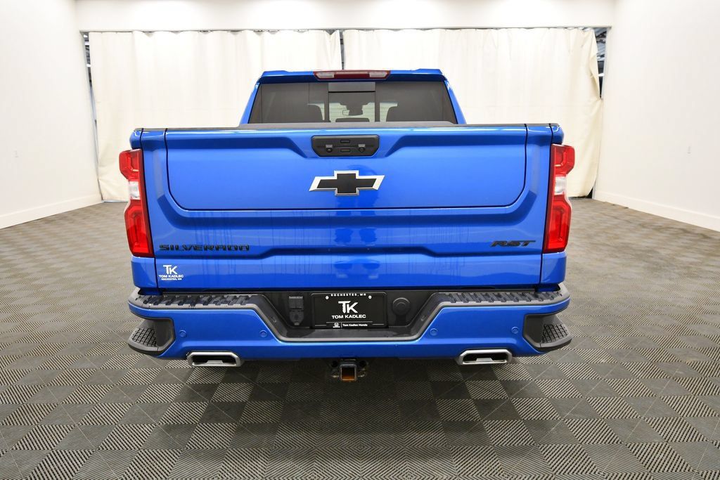 Used 2024 Chevrolet Silverado 1500 RST AWD/4WD image 6
