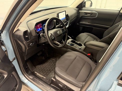 Used 2023 Ford Bronco Sport Badlands image 11