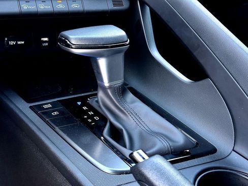 Used 2025 Hyundai Elantra Sport image 23