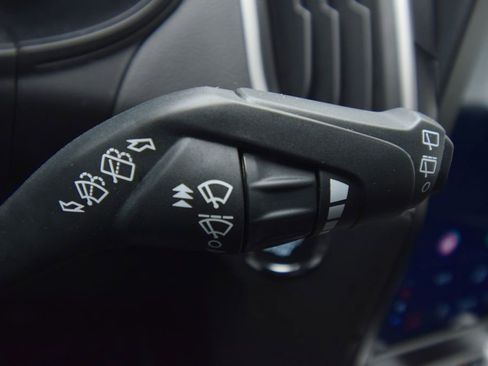 Used 2024 Ford Edge SEL image 35