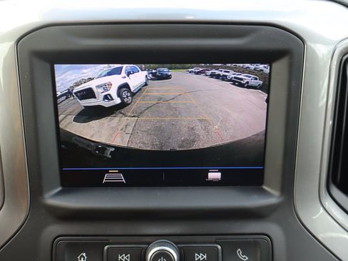 Used 2021 Chevrolet Silverado 1500 Custom AWD/4WD image 13