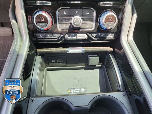 Certified 2022 GMC Yukon Denali RWD image 33