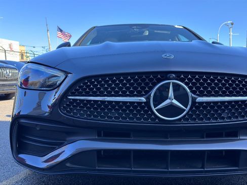 Used 2024 Mercedes-Benz C 300 4MATIC Sedan w/ Pinnacle Trim Package image 11