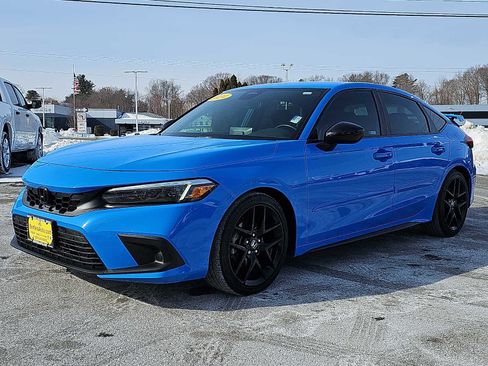 Used 2024 Honda Civic Sport image 3