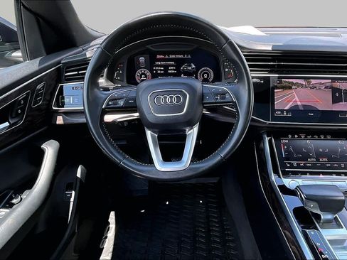 Used 2019 Audi Q8 Prestige AWD/4WD image 6