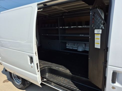 Used 2014 Ford E-350 and Econoline 350 Super Duty w/ Power Group image 7