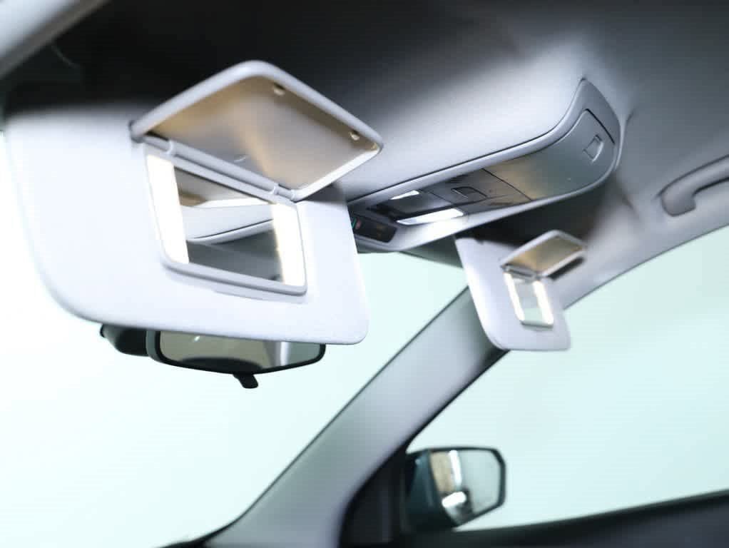 Used 2020 Chevrolet Equinox LT AWD/4WD image 20
