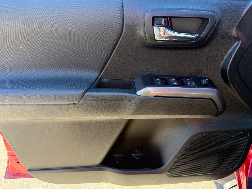 Used 2023 Toyota Tacoma TRD Sport AWD/4WD image 26