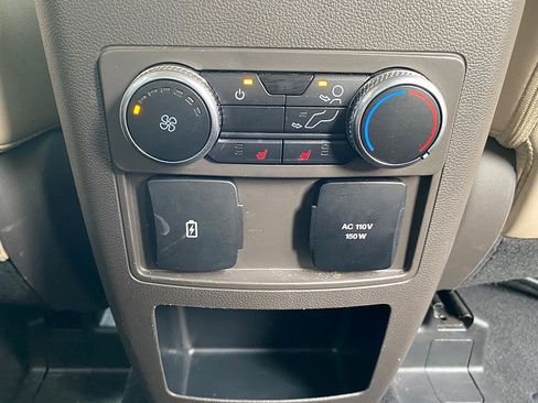 Certified 2021 Ford Explorer Platinum w/ Equipment Group 601A image 38