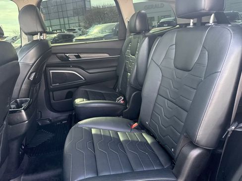 Used 2022 Kia Telluride SX w/ SX Prestige Package image 34