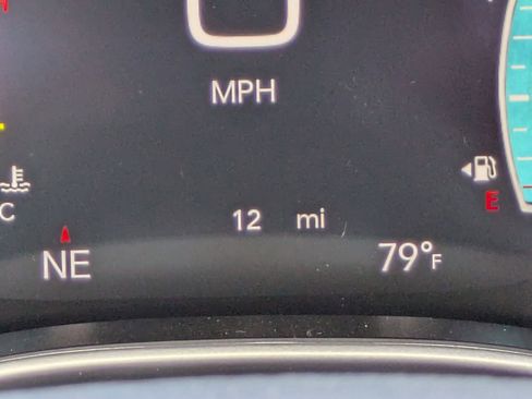 New 2026 Chrysler Pacifica Select image 11