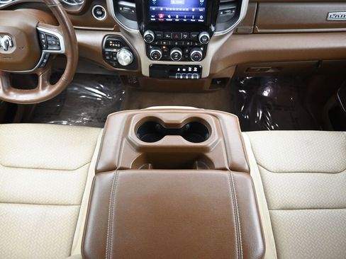 Used 2019 RAM 1500 Laramie image 34