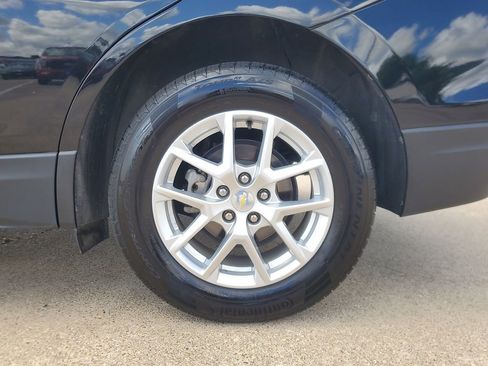 Used 2022 Chevrolet Equinox LS w/ LS Convenience Package image 7