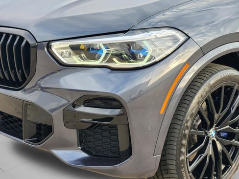 Used 2022 BMW X5 xDrive40i w/ M Sport Package image 8