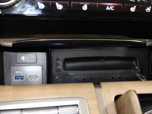 Used 2021 Genesis GV80 2.5T w/ Prestige Package 04 image 35