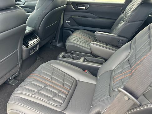 New 2026 Nissan Armada PRO-4X w/ Captain's Chari Seat Package image 17